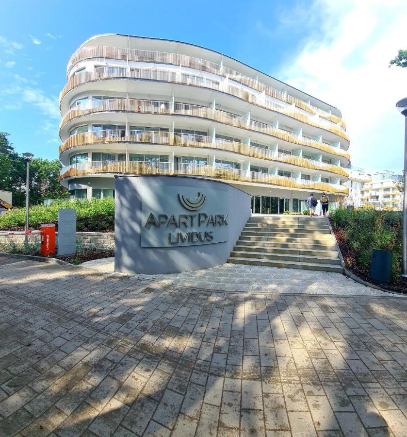 Adonis Beach Swinoujscie Exterior photo